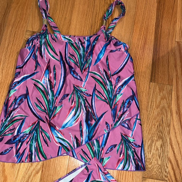 Bathing suit, two-piece adjustable straps size large - Picture 3 of 5